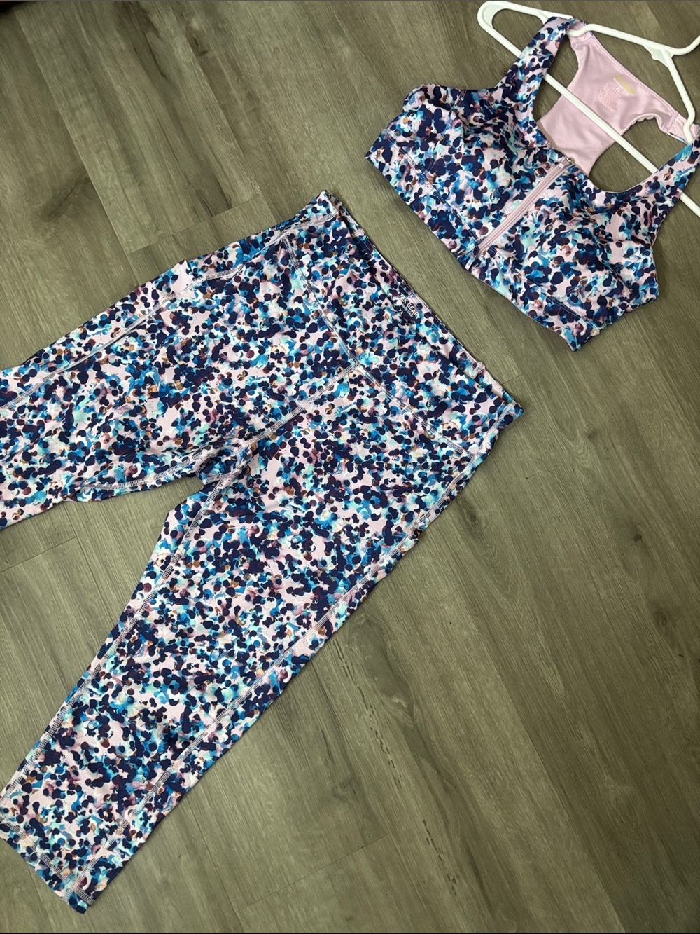 Tek Gear Pink Blue Purple Speckled Workout Set